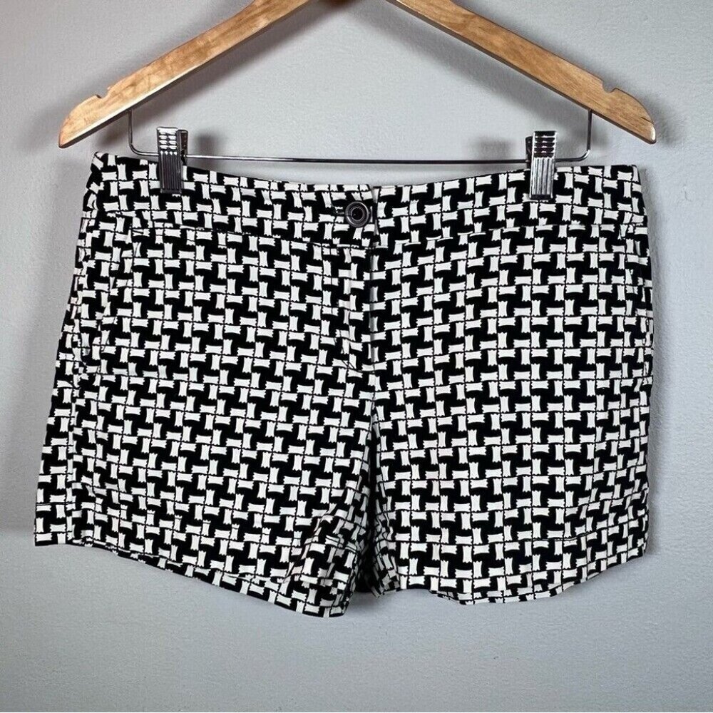 Ann Taylor Loft Women’s Houndstooth Print Chino Shorts Black & White Size 2